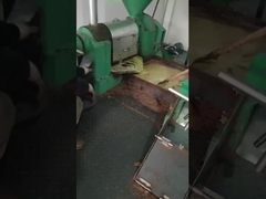 آلة ضغط زيت جوز الهند